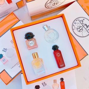 Set HERMES Women’s Perfumes DISCOVERY SET